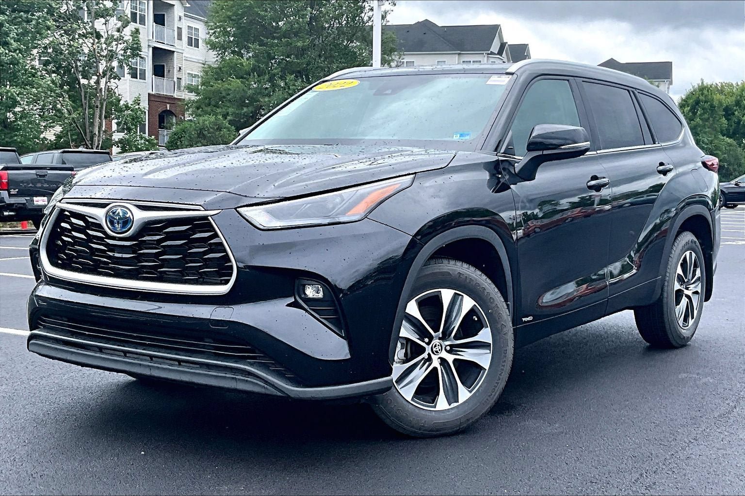 Used 2022 Toyota Highlander XLE