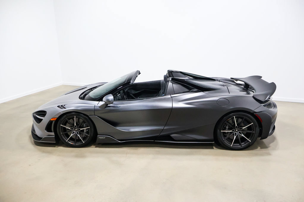 Used 2022 McLaren 765LT photo 42