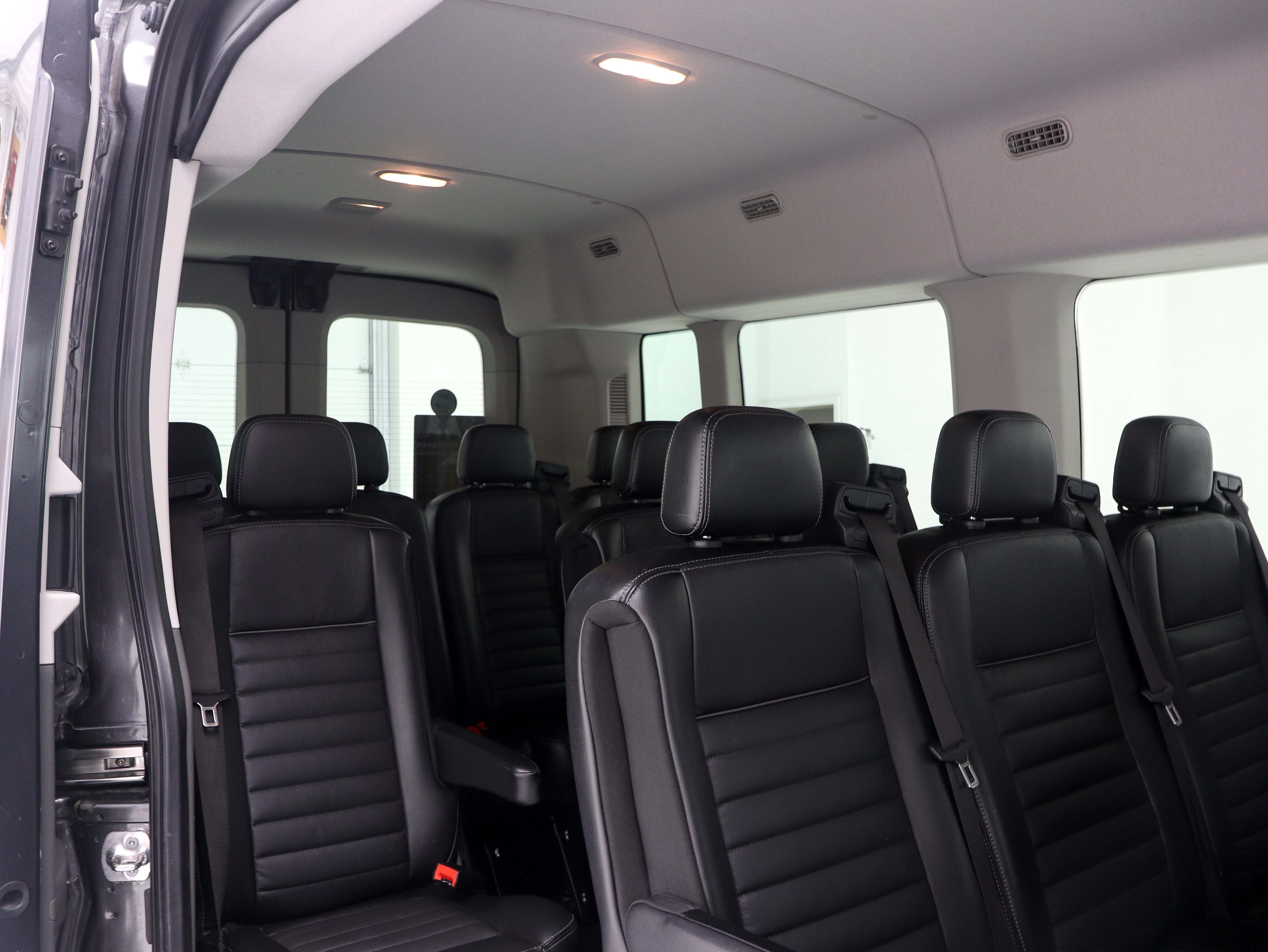 2020 Ford Transit Passenger Van XLT - Photo 12