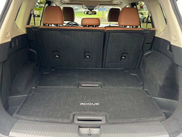 2025 Nissan Rogue Platinum