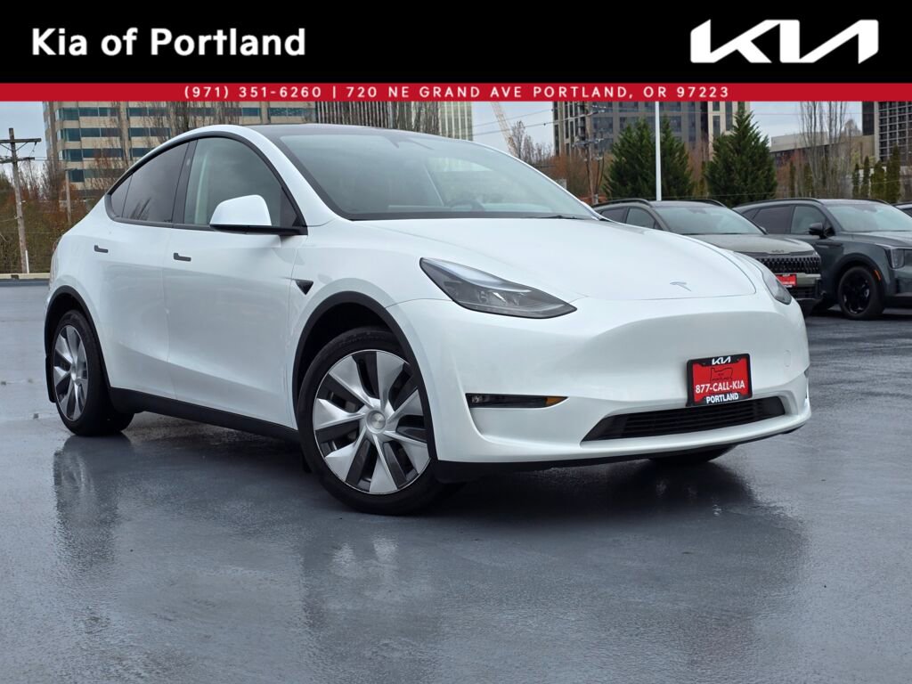 2024 Tesla Model Y Long Range