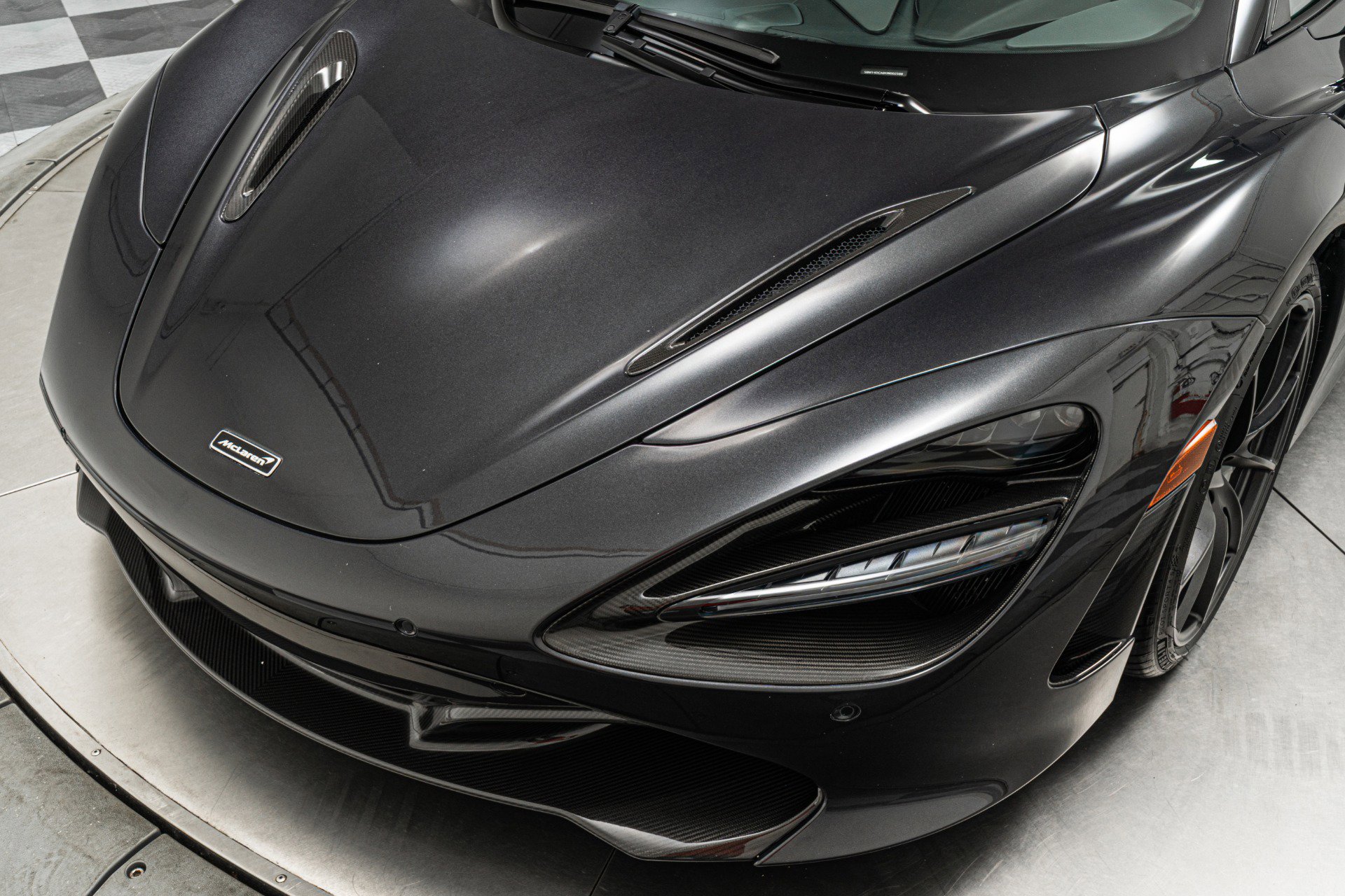 Used 2019 McLaren 720S Luxury photo 37