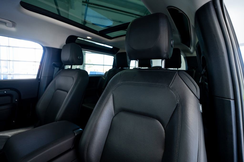 2024 Land Rover Defender 90 S