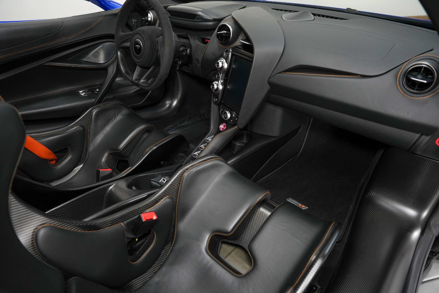 Used 2022 McLaren 765LT photo 35