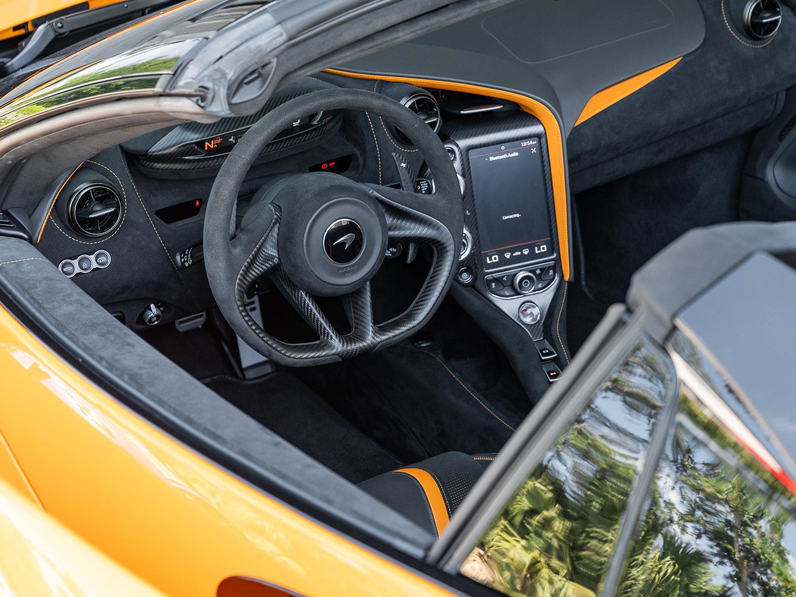 Used 2022 McLaren 720S Performance photo 10