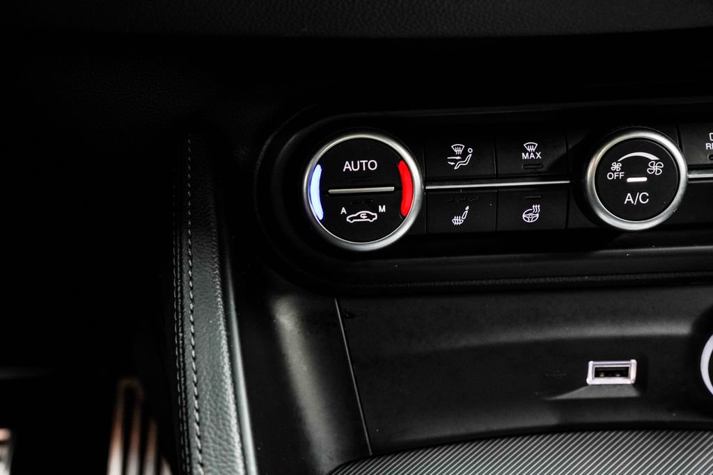 2023 Alfa Romeo Stelvio Veloce