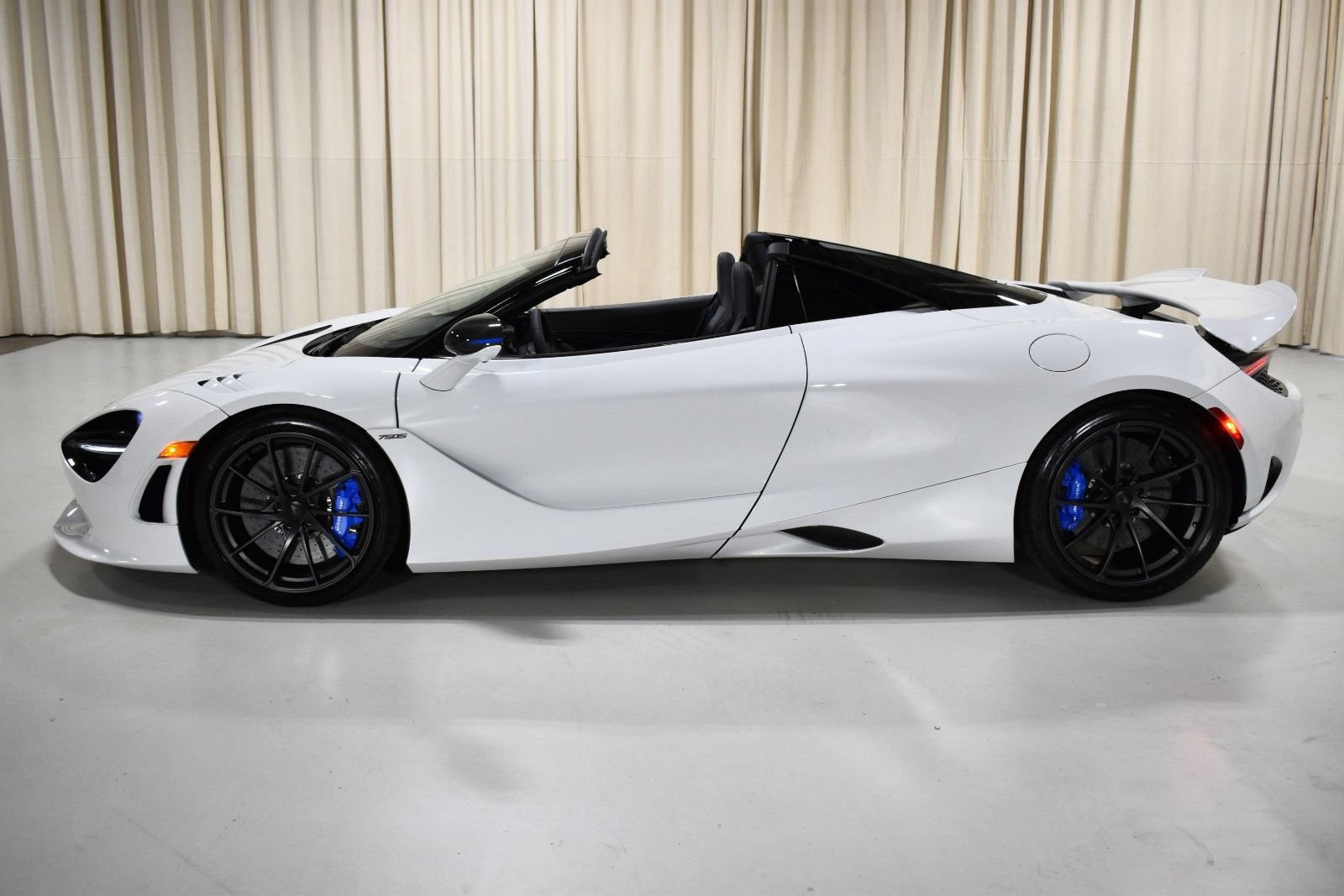 New 2027 McLaren 750S Spider photo 13