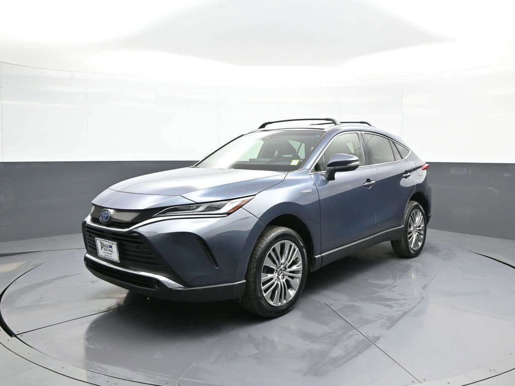Certified 2021 Toyota Venza XLE w/ Softex Package