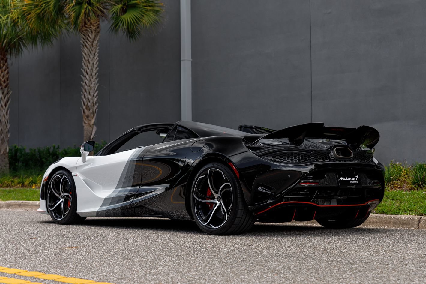 Used 2024 McLaren 750S Spider photo 27