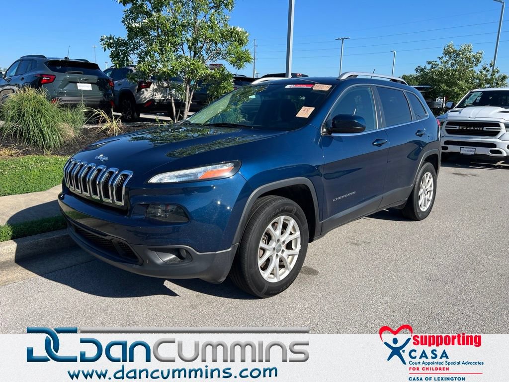 Used 2018 Jeep Cherokee Latitude w/ Cold Weather Group