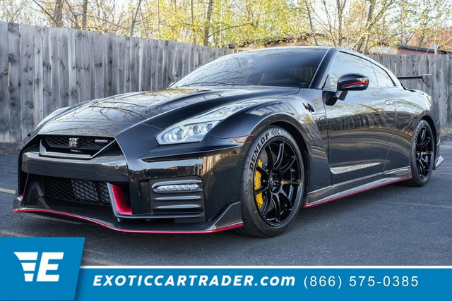 Used 2023 Nissan GT-R NISMO w/ Floor Mat Package