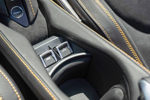 Used 2022 McLaren 720S Spider photo 46