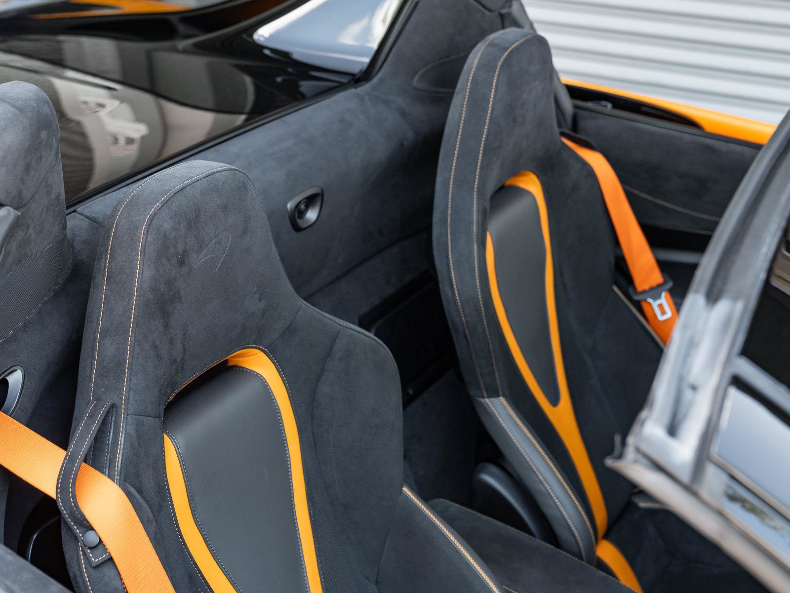 Used 2022 McLaren 720S Performance photo 32