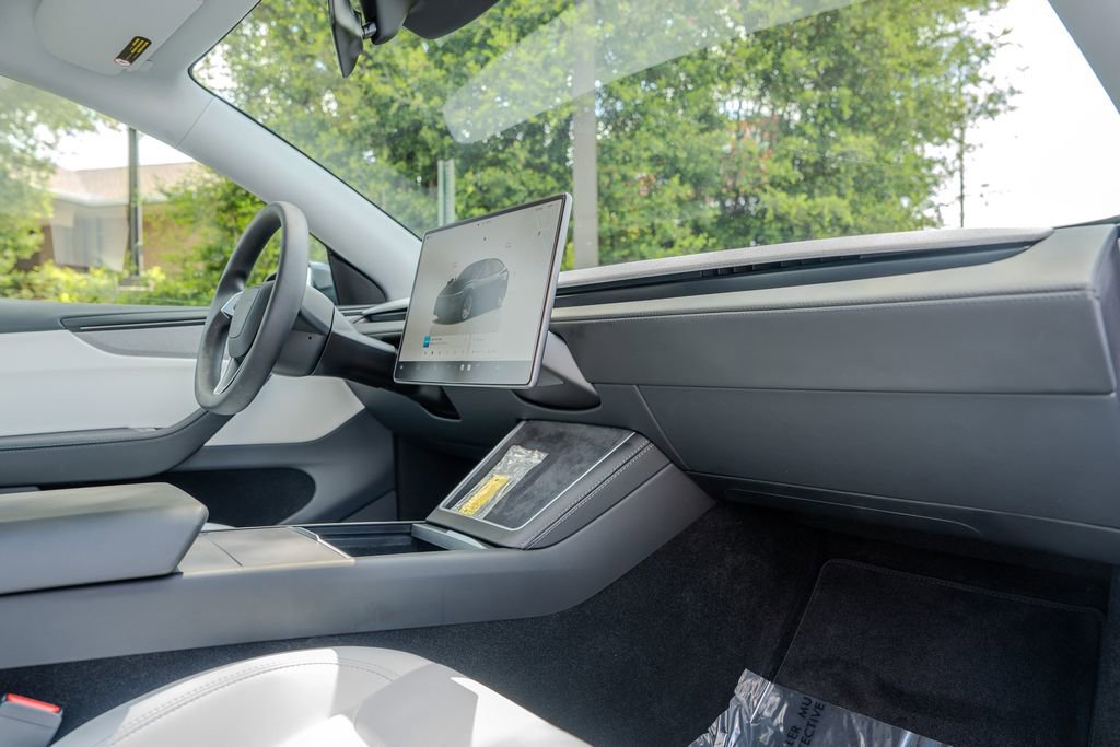 2026 Tesla Model Y Long Range