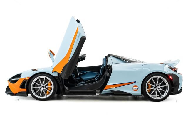 Used 2022 McLaren 765LT photo 11