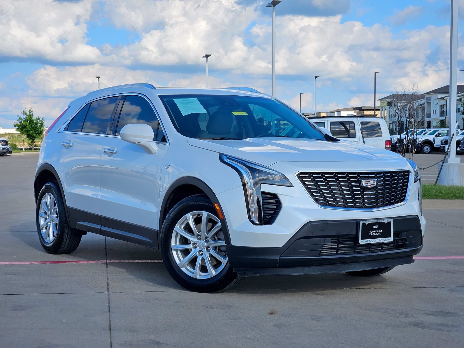 Certified 2023 Cadillac XT4 Luxury w/ Cold Weather Package