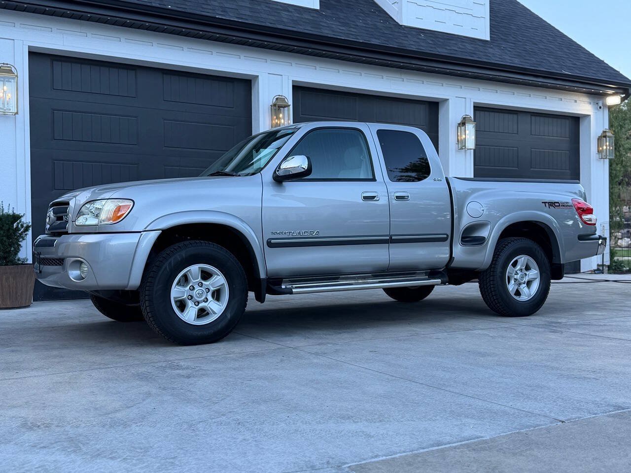 Used 2005 Toyota Tundra SR5 w/ TRD Off-Road Pkg