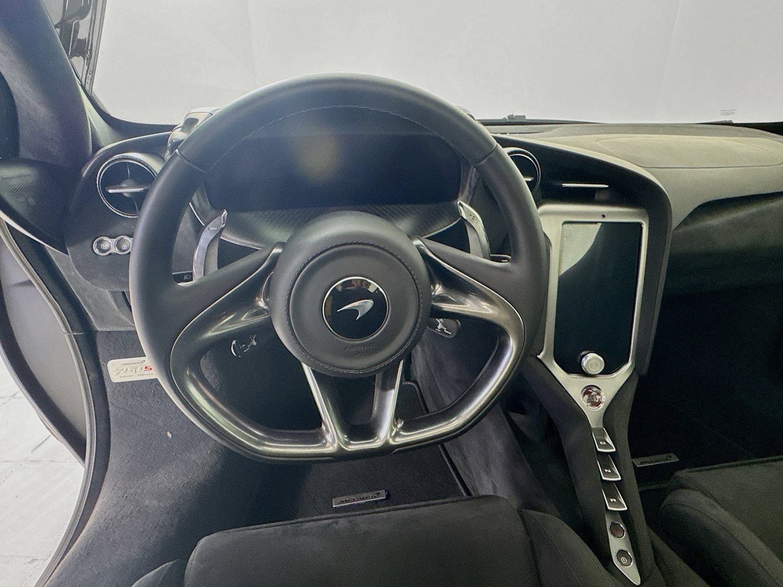 Used 2024 McLaren 750S photo 11