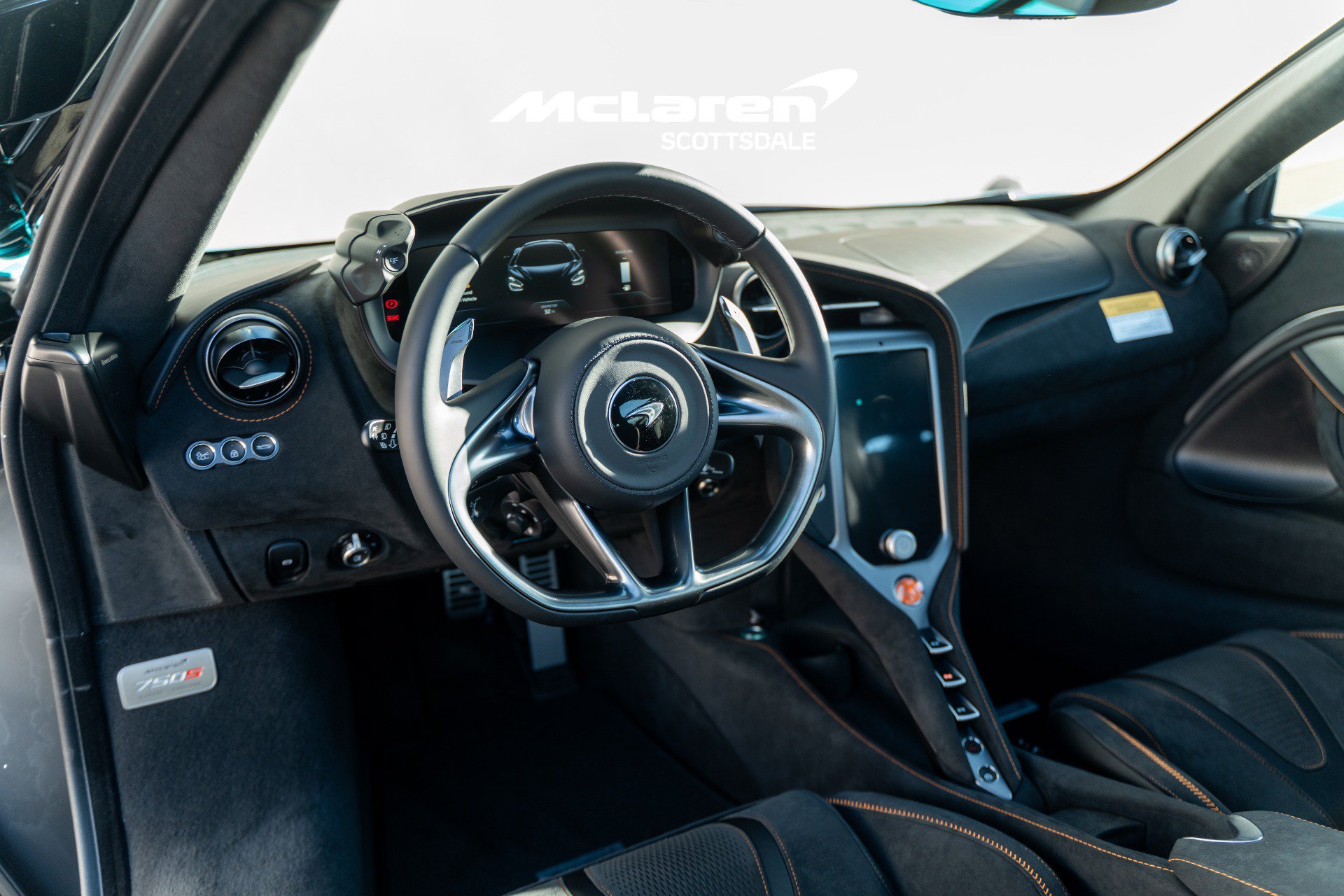 New 2026 McLaren 750S photo 13