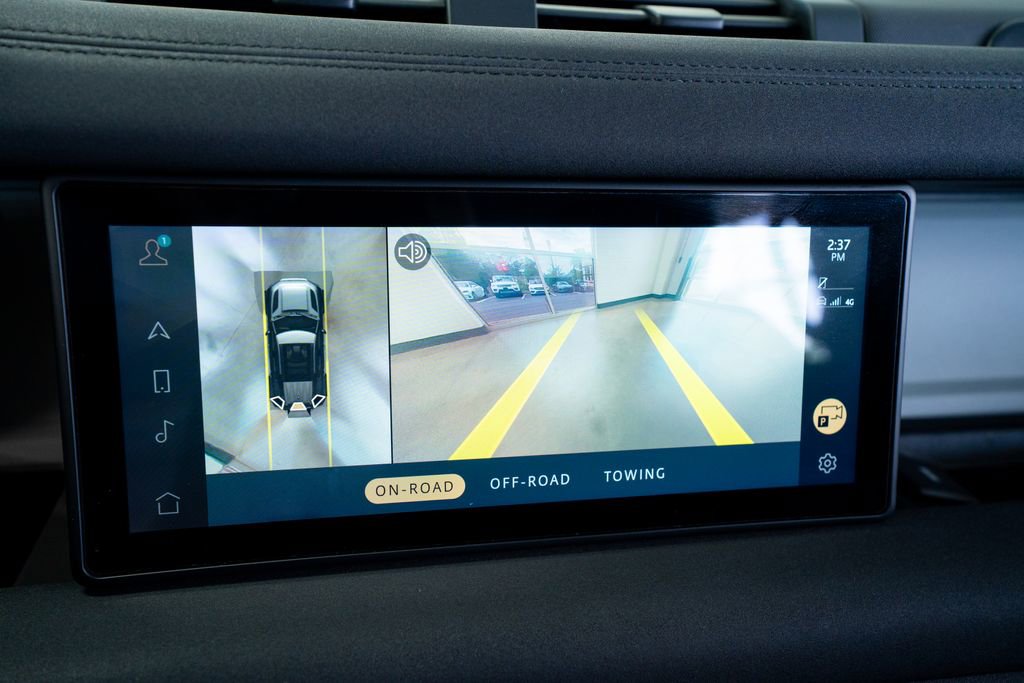 2020 Land Rover Defender 110 SE