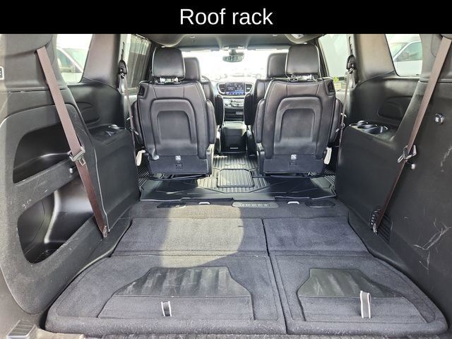 2021 Chrysler Pacifica Touring-L