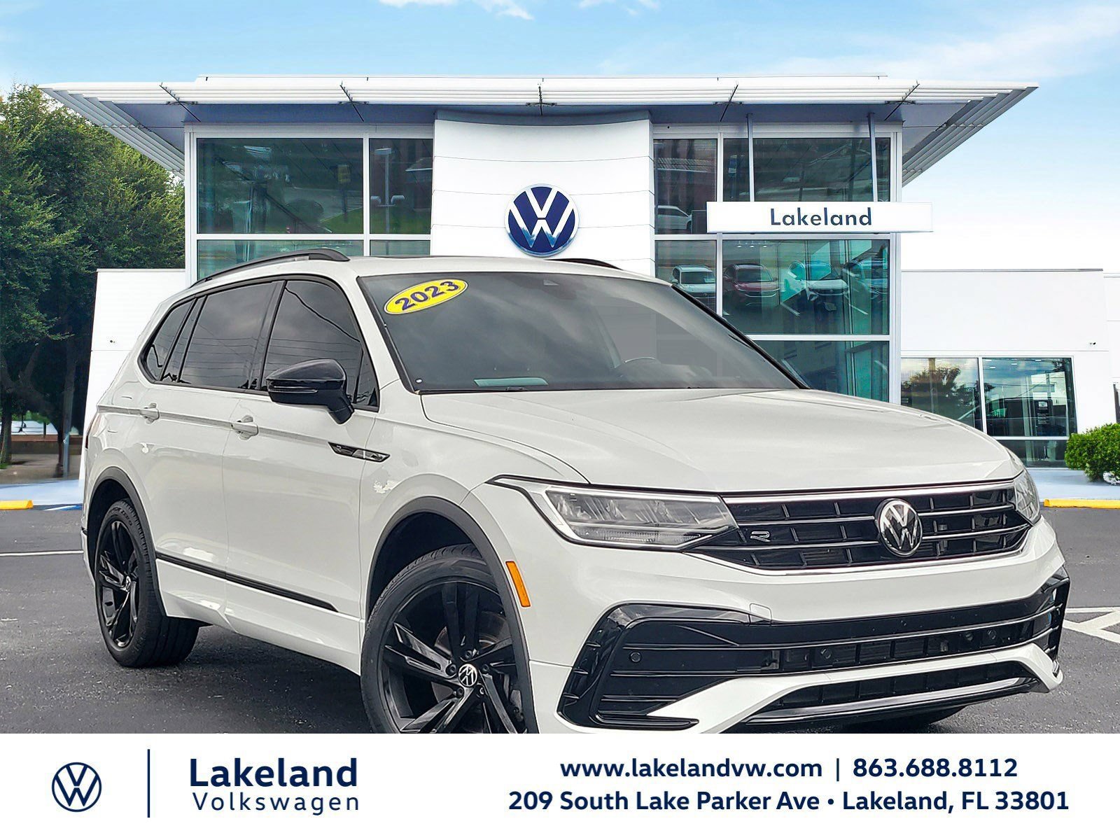 Used 2023 Volkswagen Tiguan SE R-Line