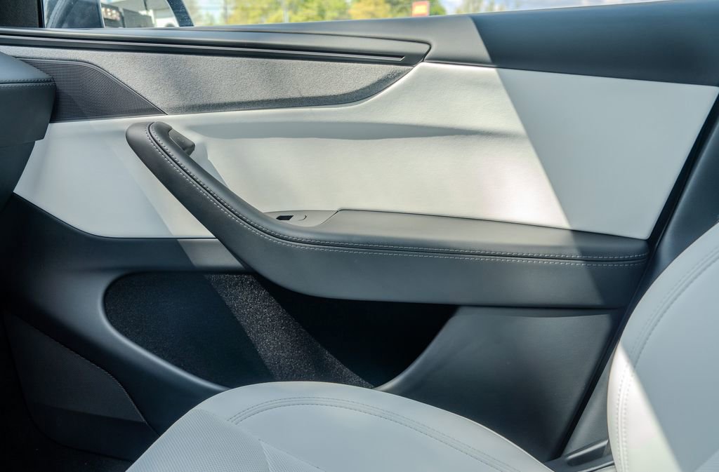 2026 Tesla Model Y Long Range