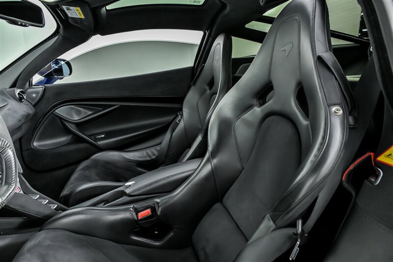 Used 2019 McLaren 720S Performance photo 23