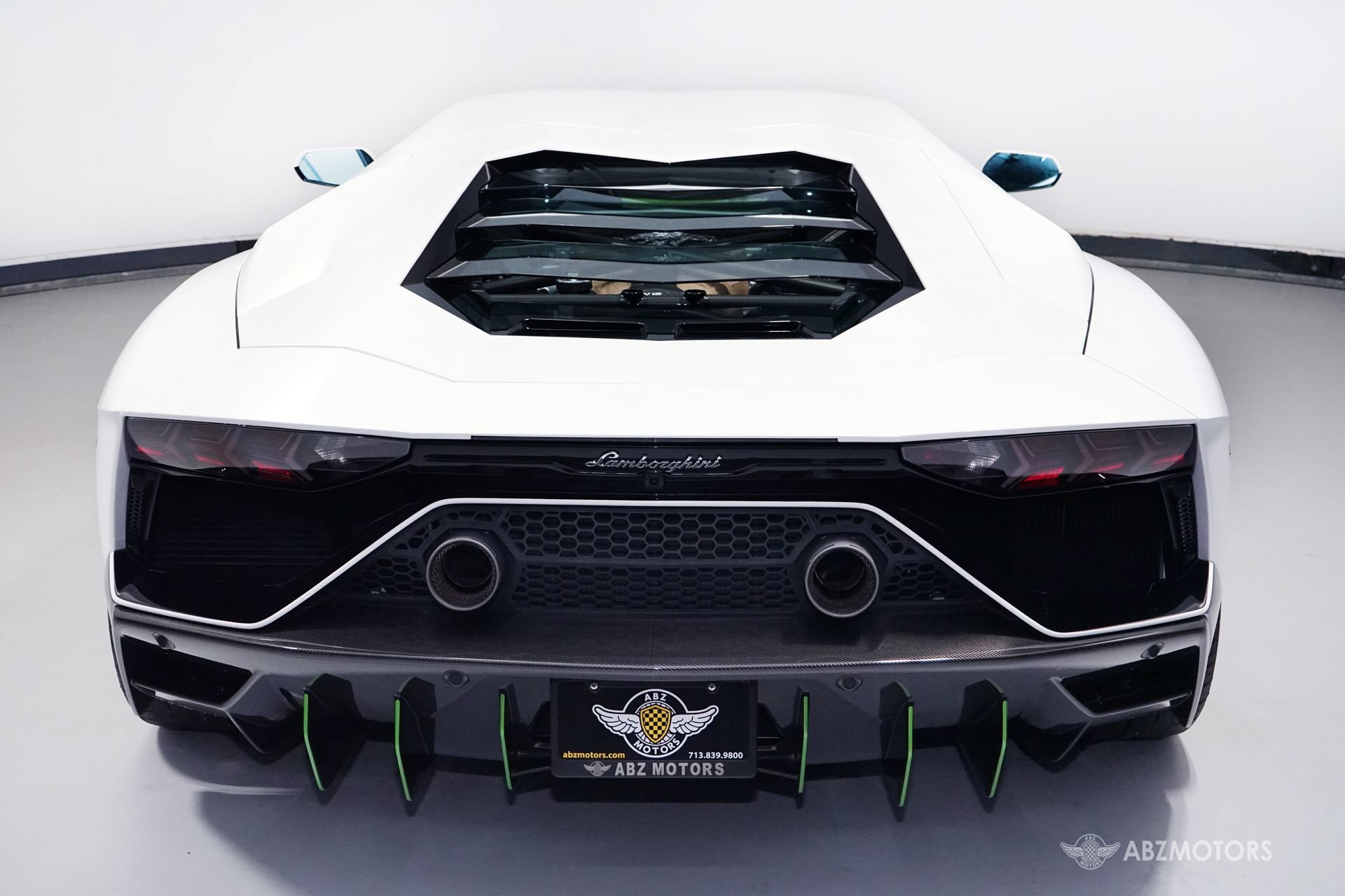 Used 2022 Lamborghini Aventador for Sale - Kelley Blue Book