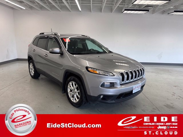 Used 2016 Jeep Cherokee Latitude w/ Cold Weather Group