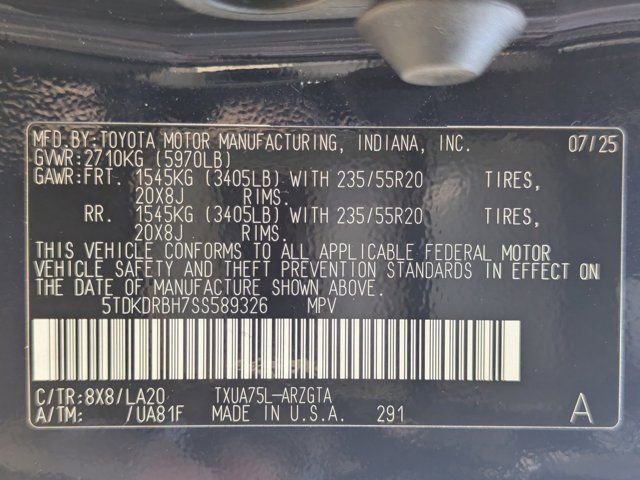 2025 Toyota Highlander Platinum