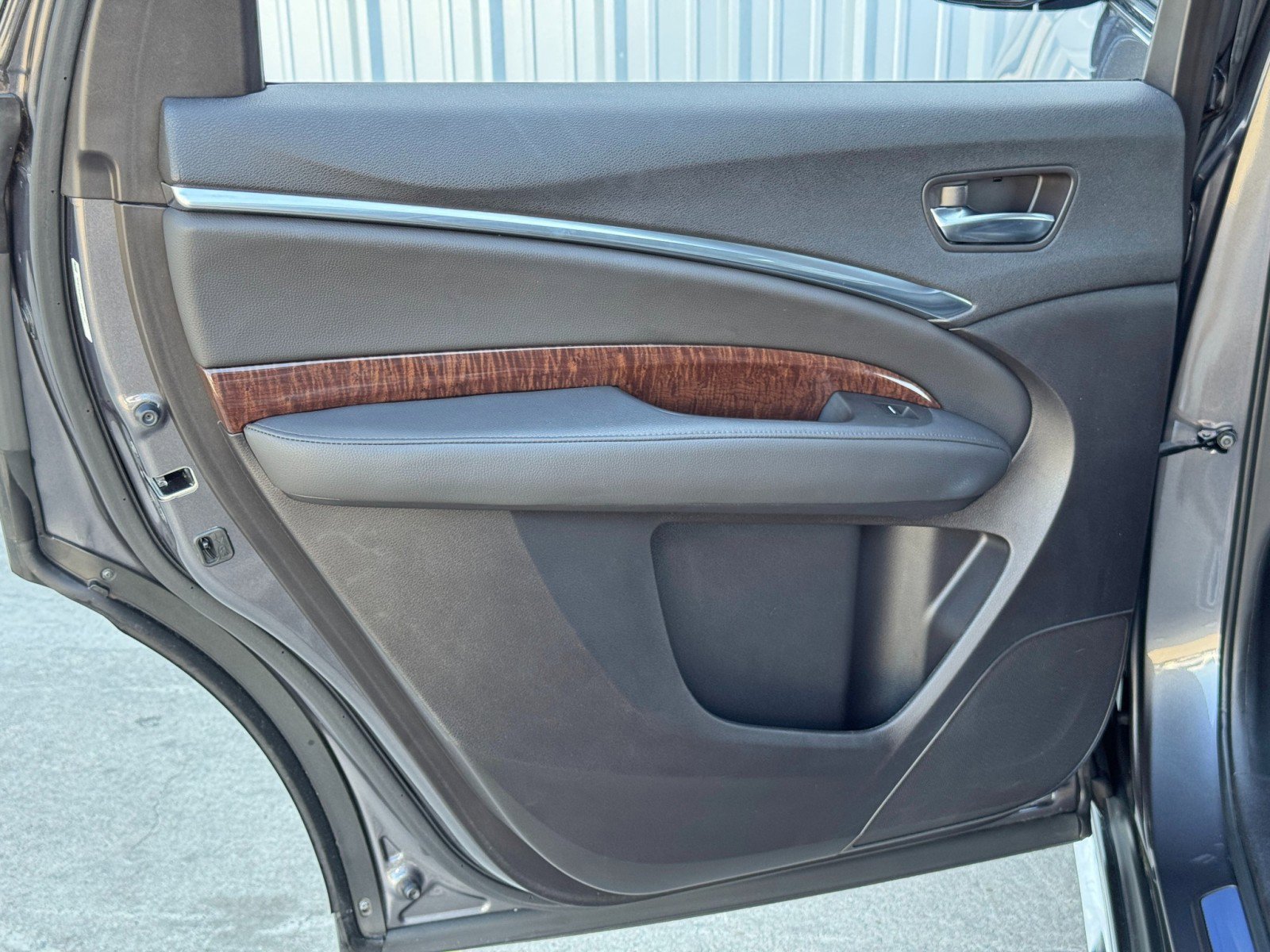 2017 Acura MDX FWD w/ Technology Package