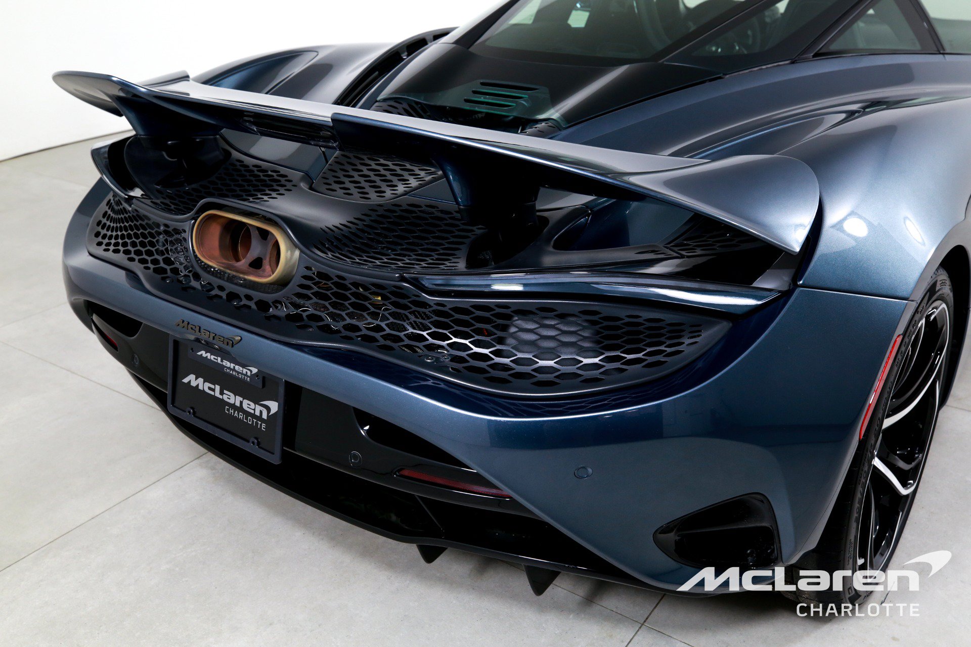 Used 2025 McLaren 750S photo 31