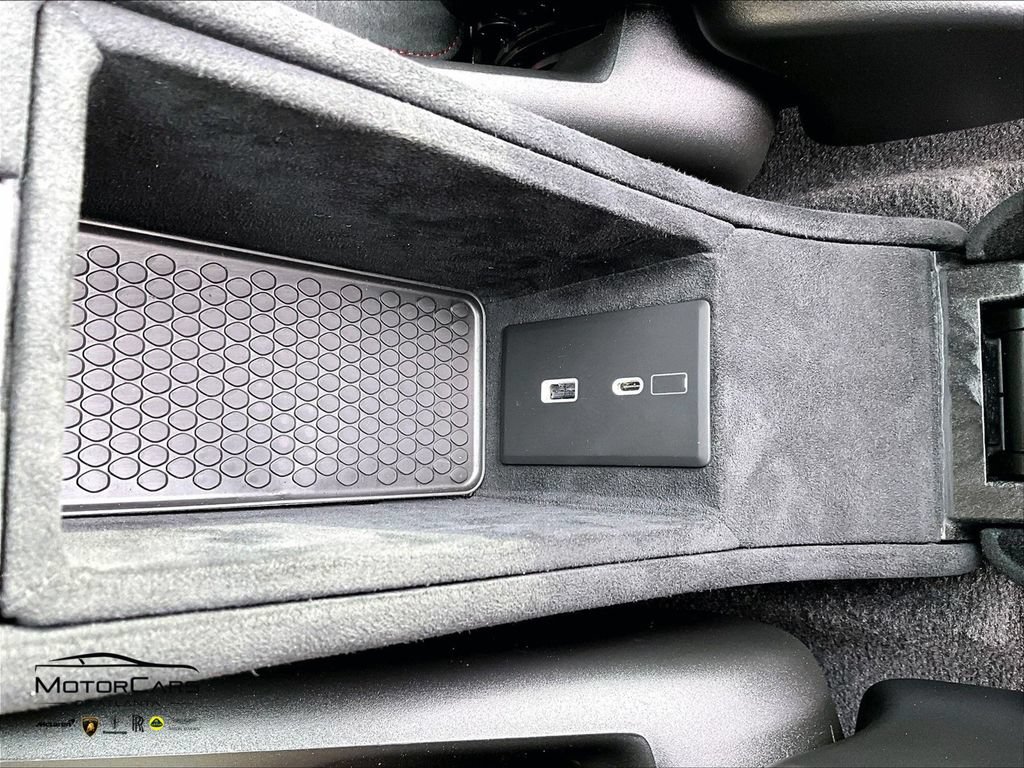 Used 2027 McLaren 750S Spider photo 29