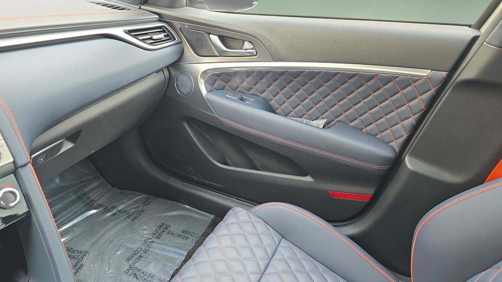 2026 Genesis G70 3.3T Prestige