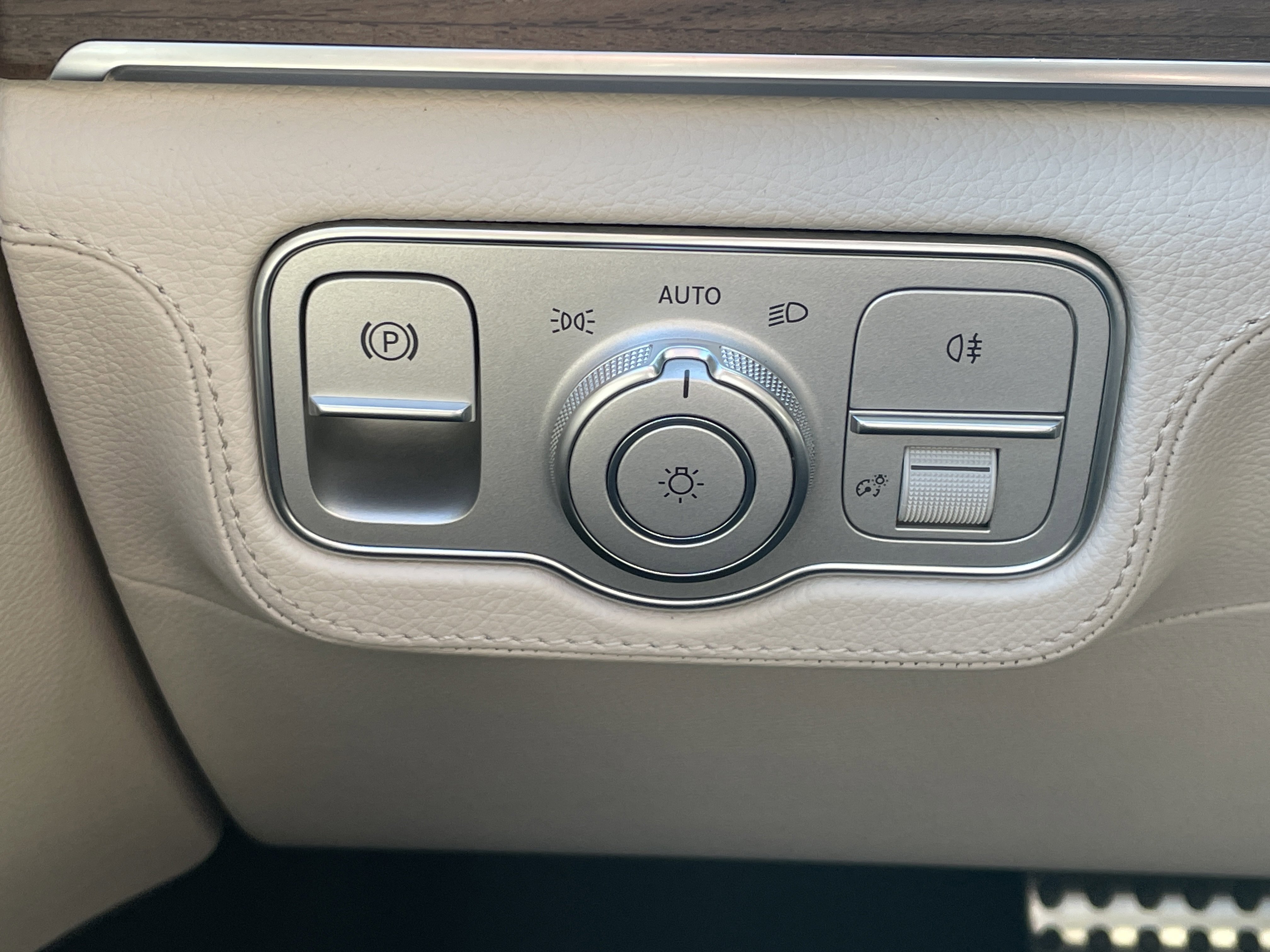 2026 Mercedes-Benz GLS 580 4MATIC