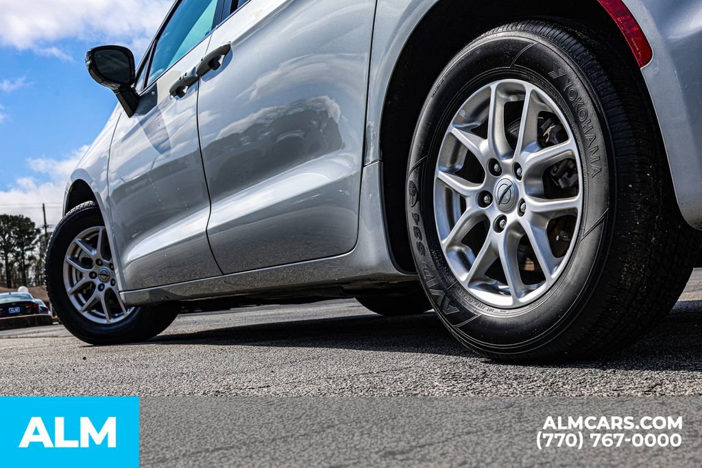 2024 Chrysler Pacifica Touring-L