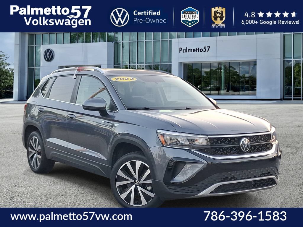 Used 2022 Volkswagen Taos SE w/ Panoramic Sunroof Package