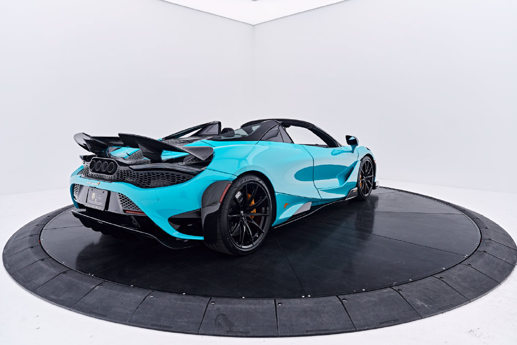 Used 2022 McLaren 765LT photo 30
