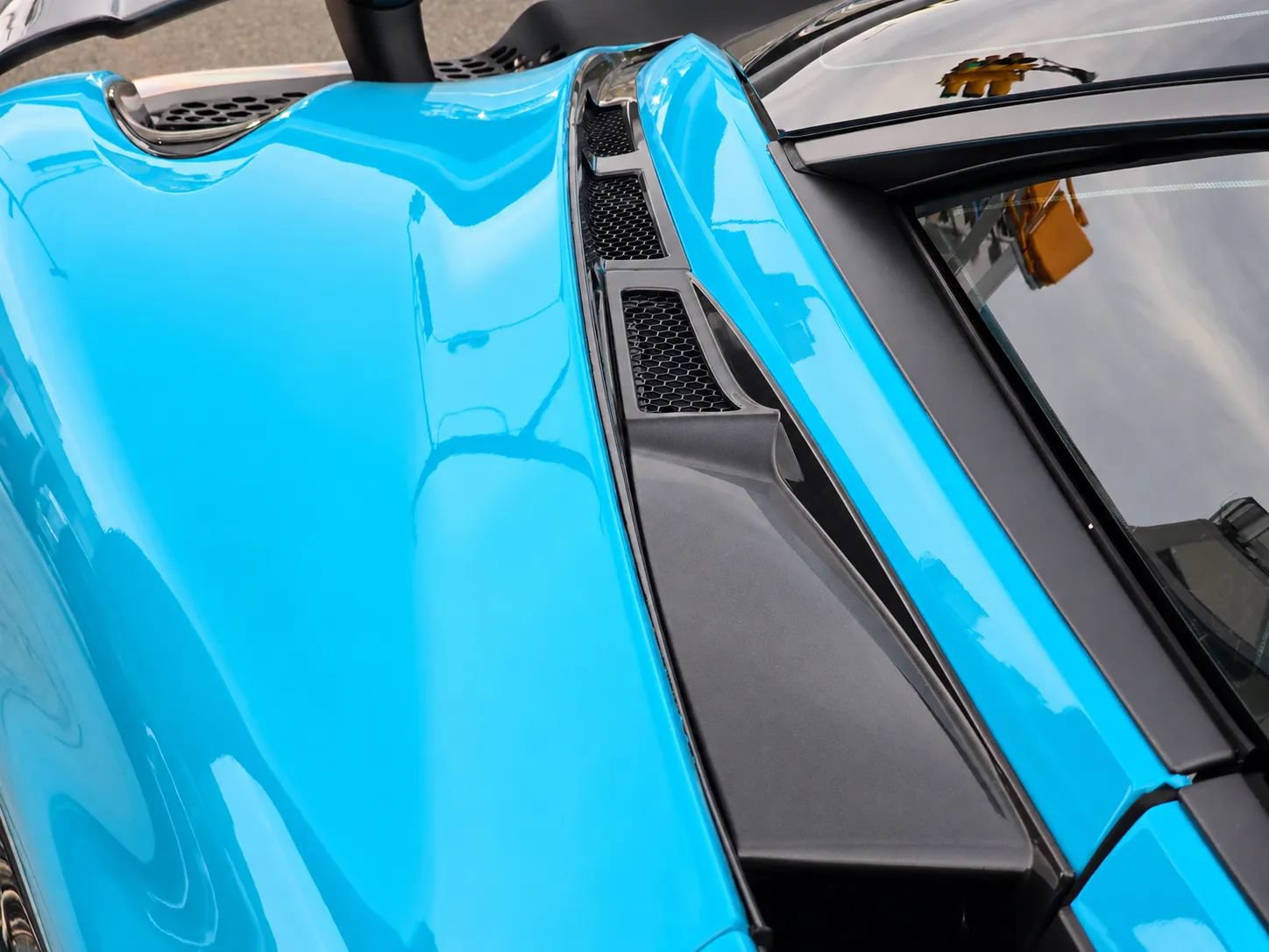 Used 2019 McLaren 720S photo 17