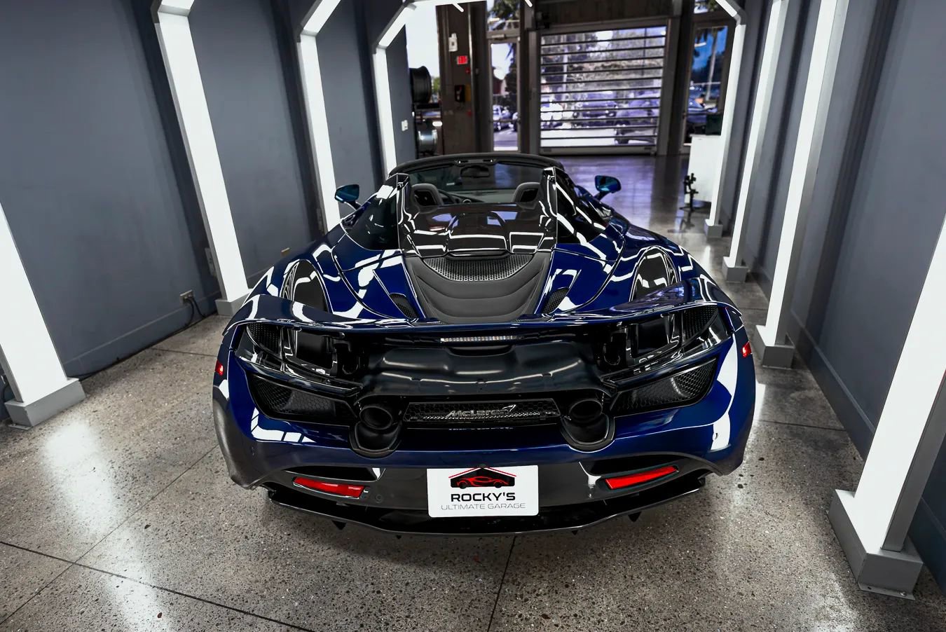 Used 2020 McLaren 720S Spider photo 11