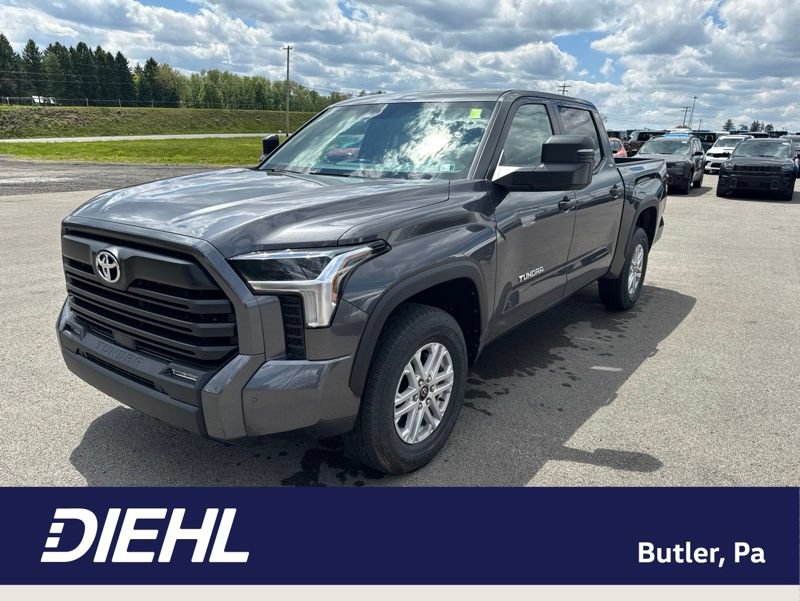 New 2026 Toyota Tundra SR5 w/ SR5 Convenience Package