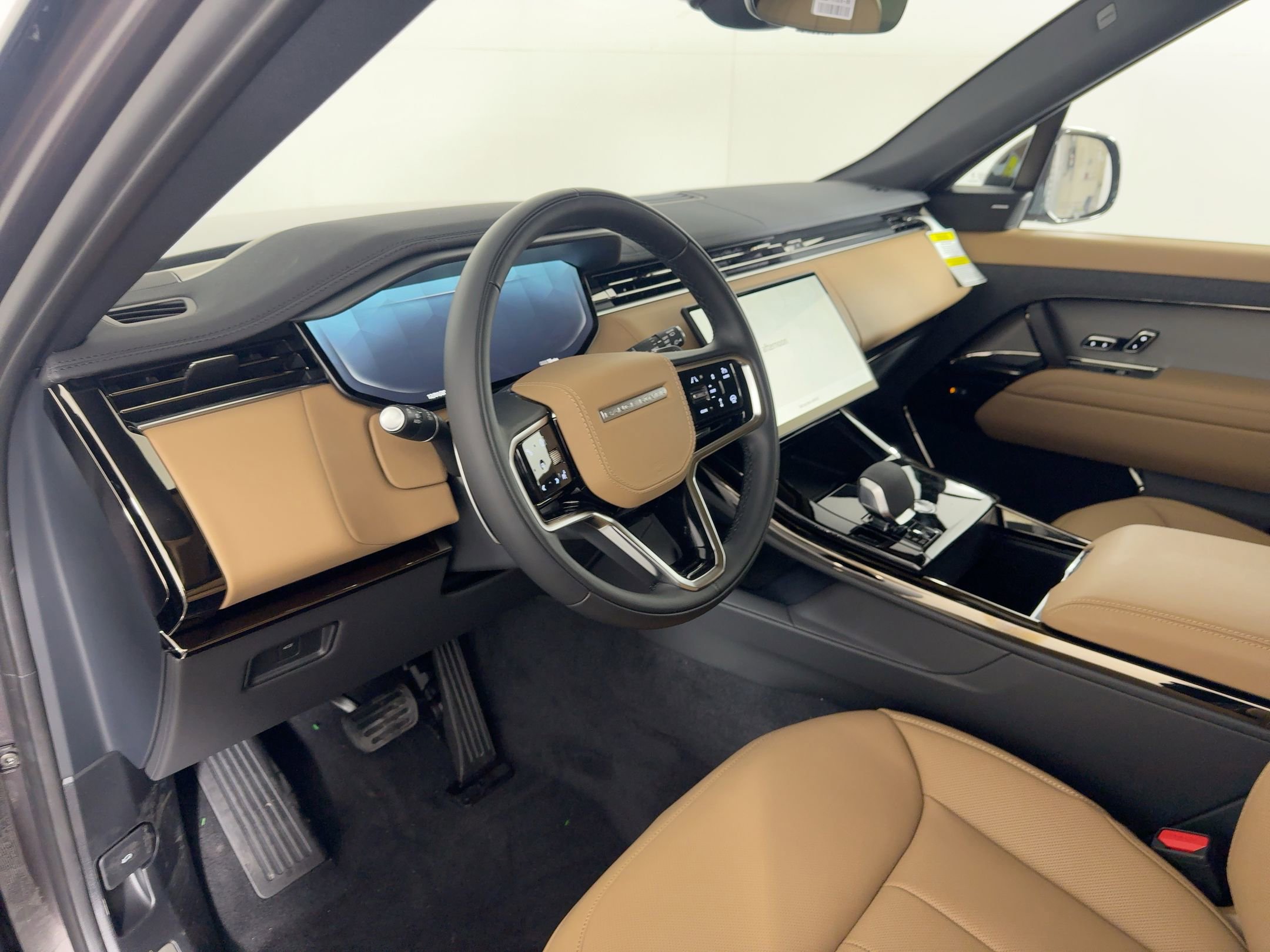 2026 Land Rover Range Rover Sport SE