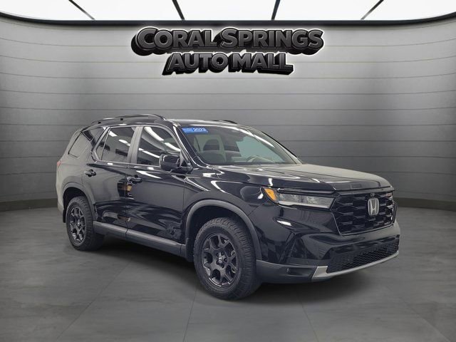 Certified 2023 Honda Pilot TrailSport