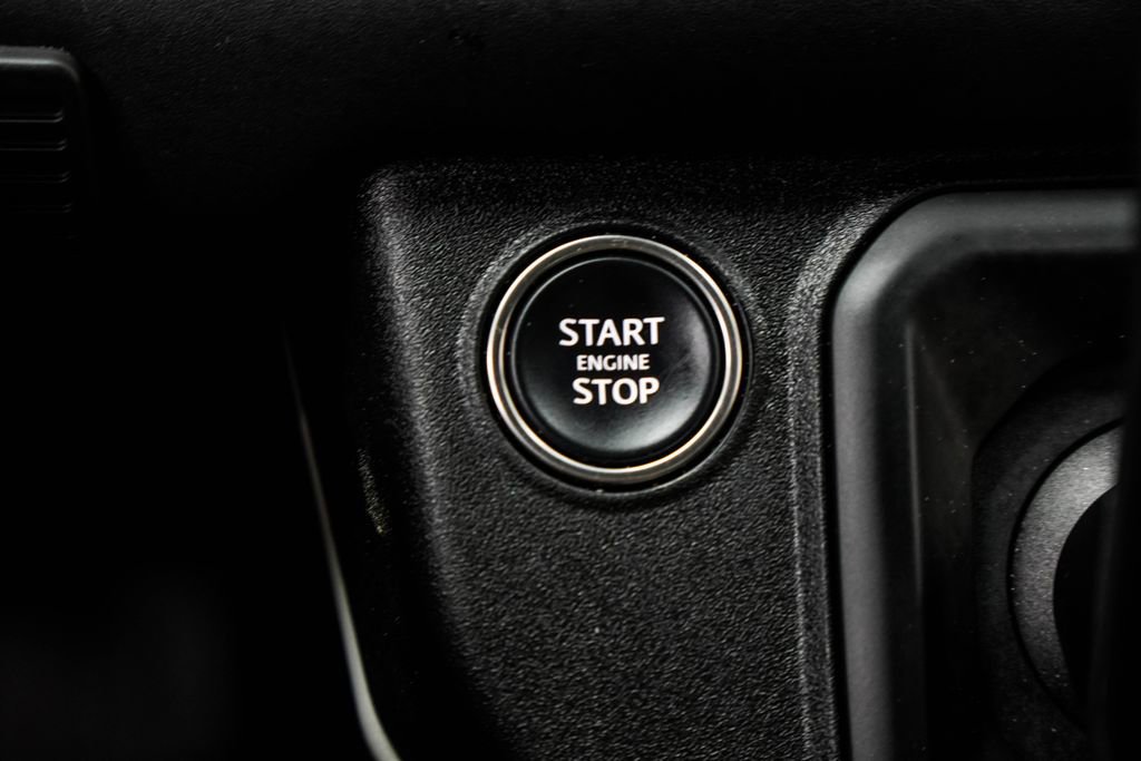 2025 Land Rover Defender 110 S