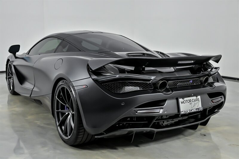 Used 2019 McLaren 720S photo 13