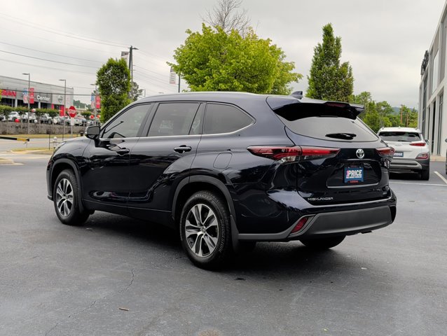 2025 Toyota Highlander XLE