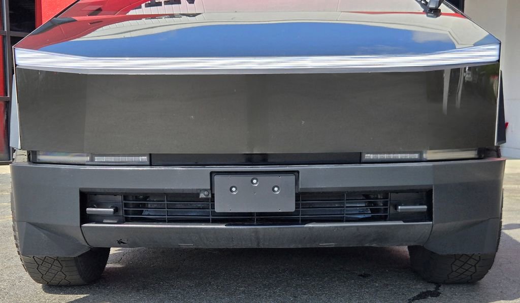 2024 Tesla Cybertruck AWD Crew Cab