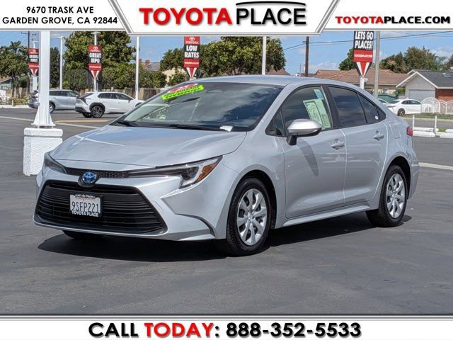 Used 2025 Toyota Corolla LE