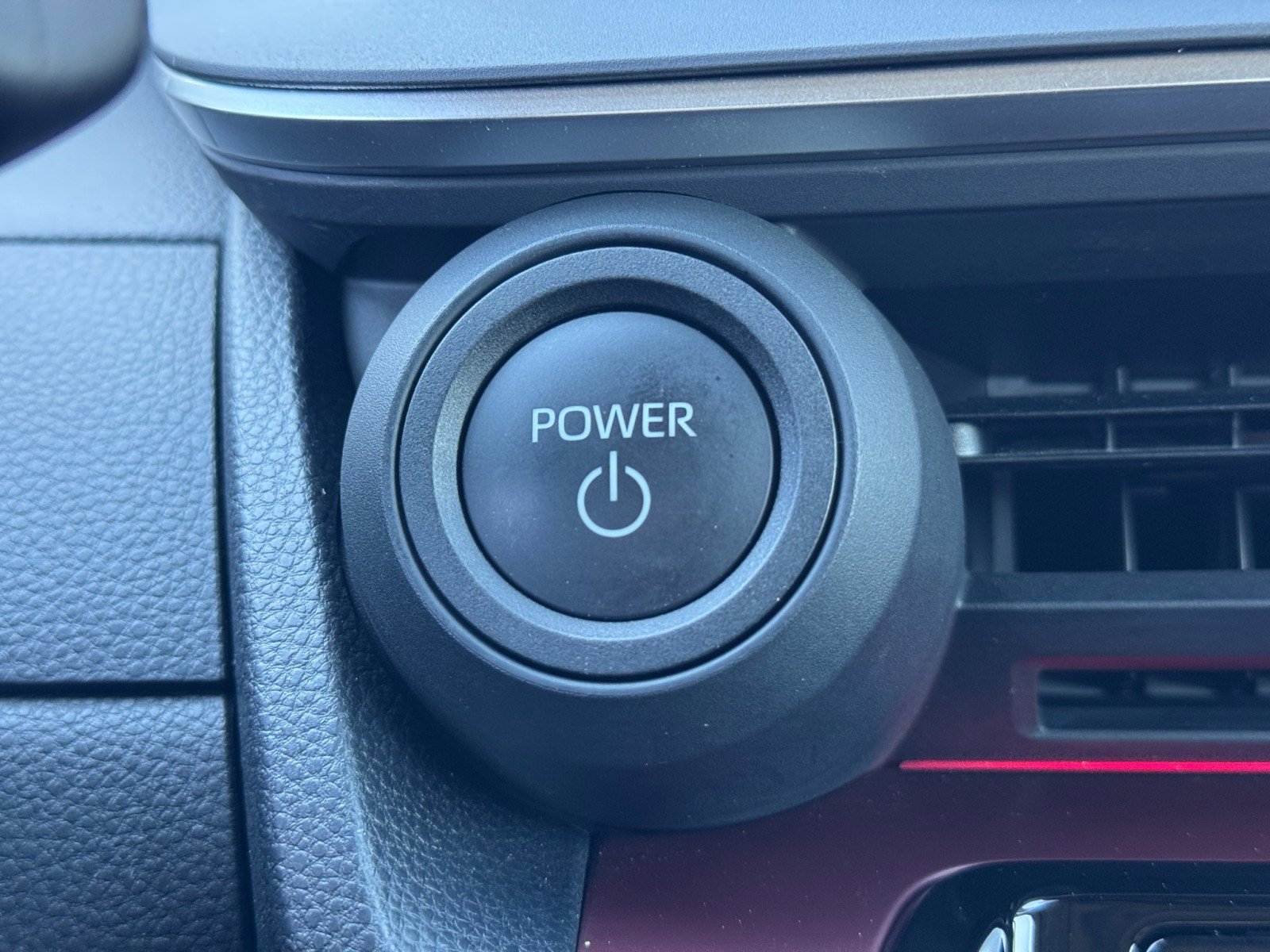 2025 Toyota Prius Plug-In Hybrid XSE